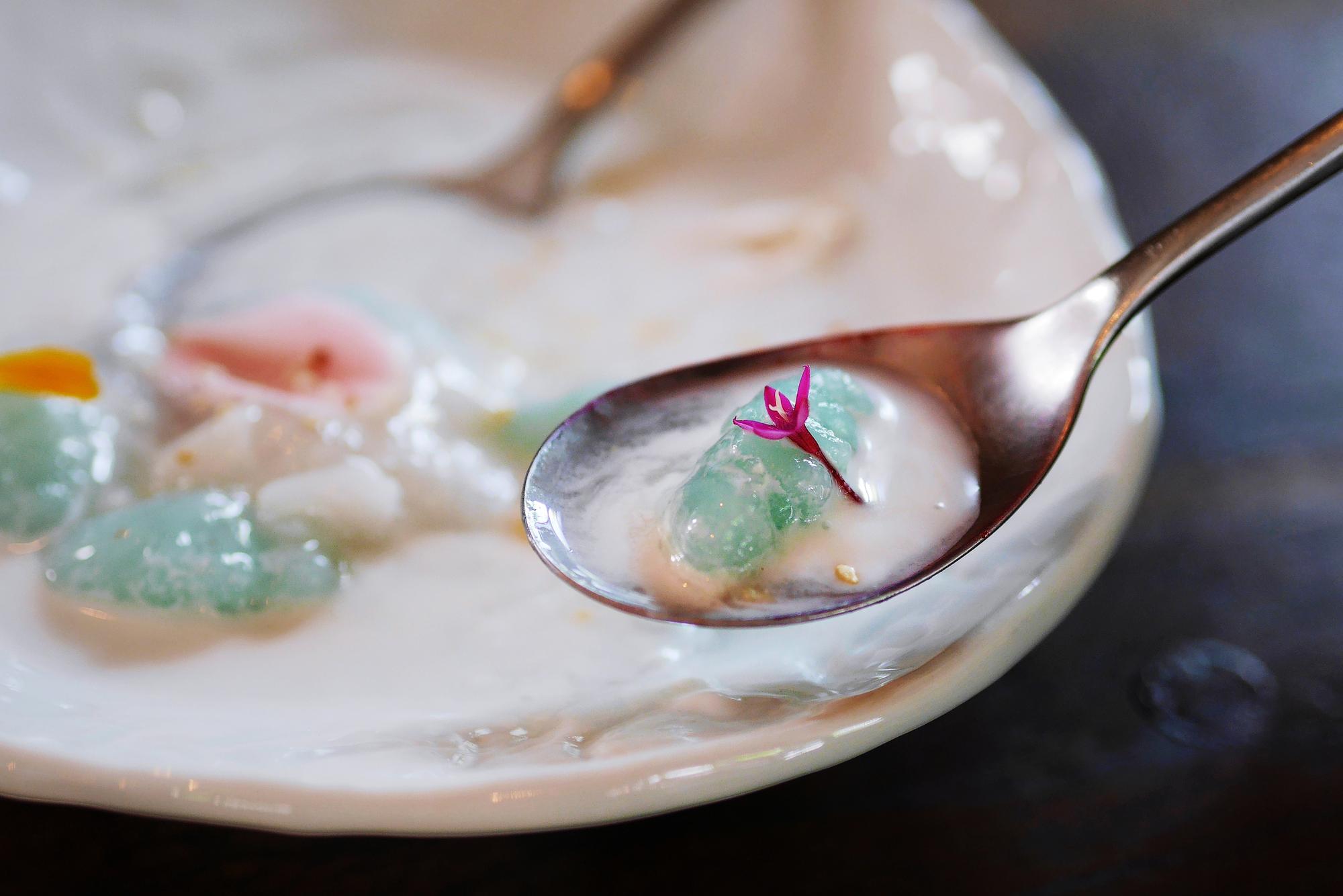 燕窩倒進豆花裡？滋粒冰菓室把台灣古早味端上吉隆坡餐桌