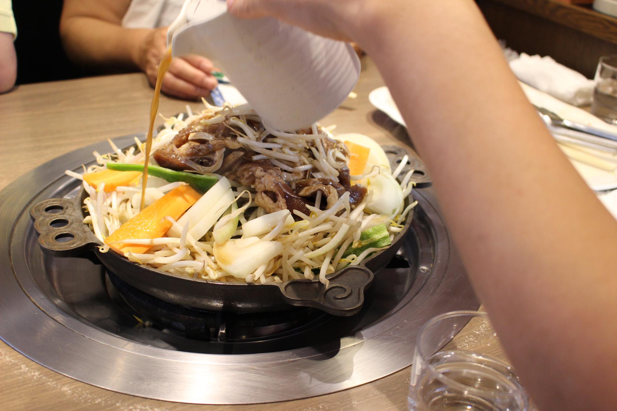 當三媽臭臭鍋漲到170元,我們究竟在付錢買什麼?