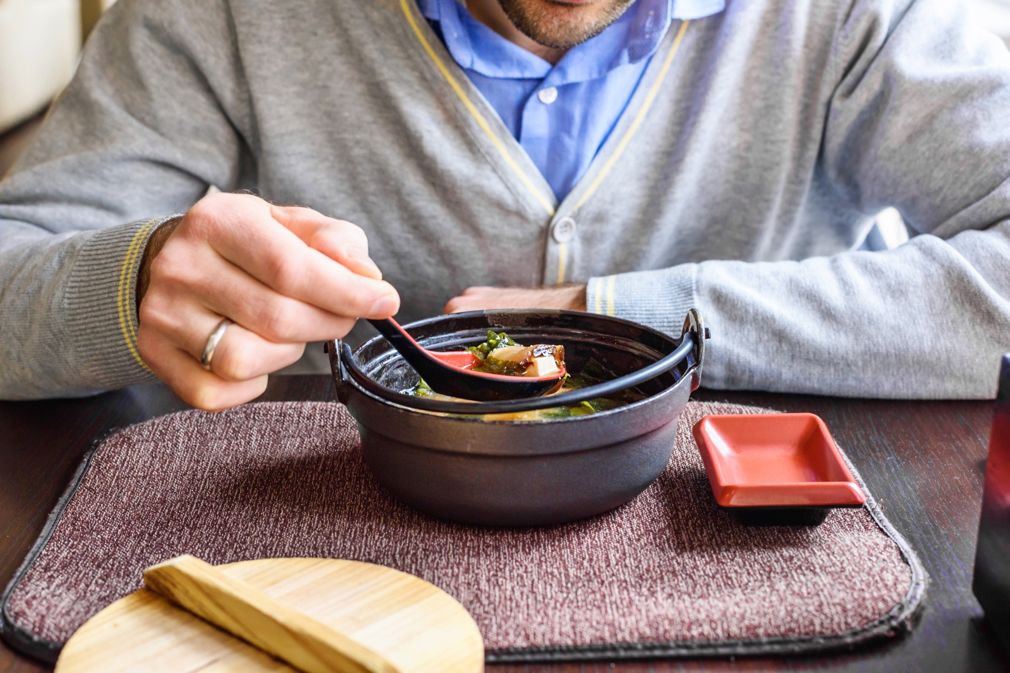 當美食榜單成了巷口保衛戰——那些我們捨不得說出口的好味道 — 相關圖片2