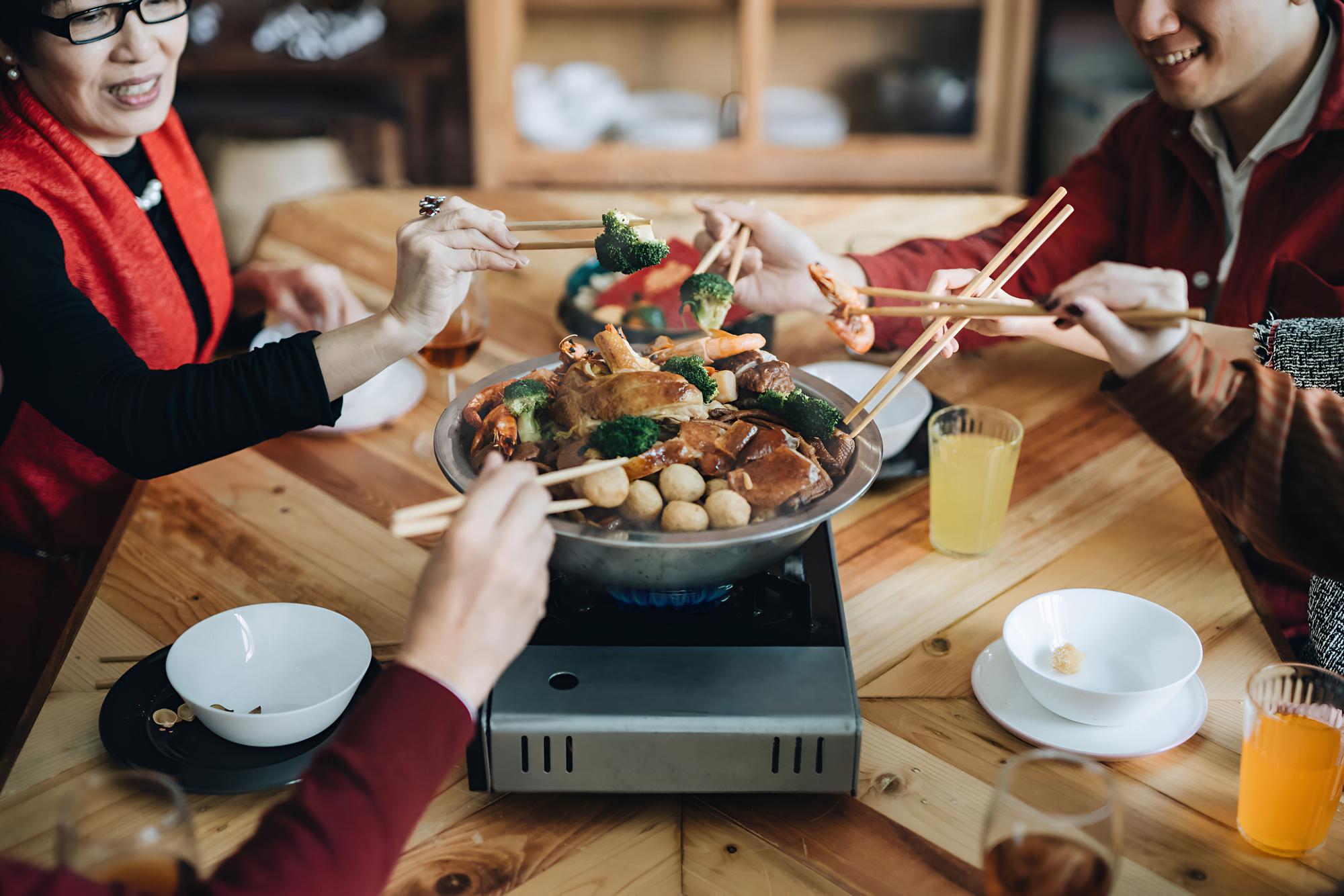 全家餐飲單月營收破2.8億的秘密:放下牛排館,撿起定食的溫度