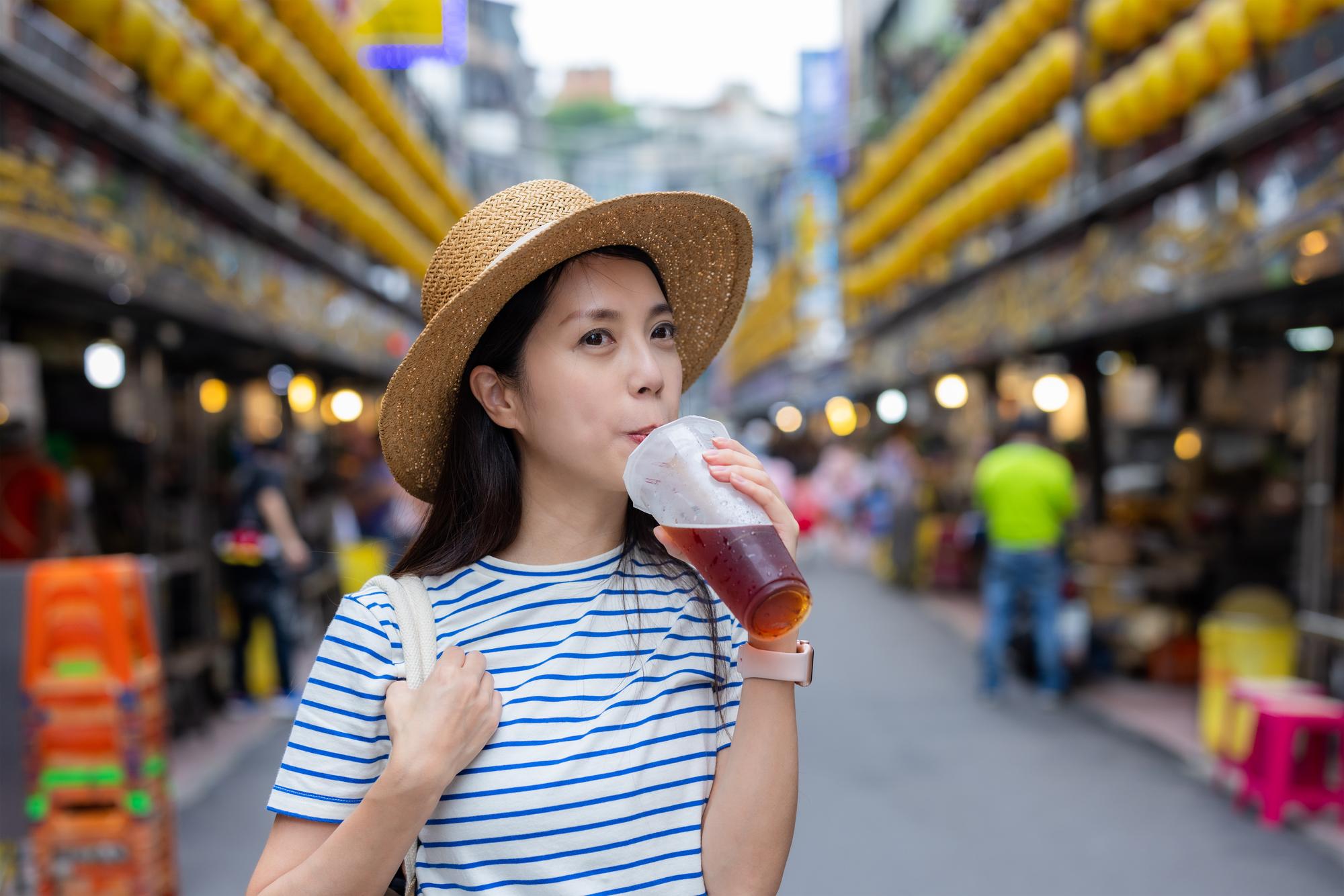高雄奶茶節：當手搖飲之都遇上擠到動彈不得的單線道