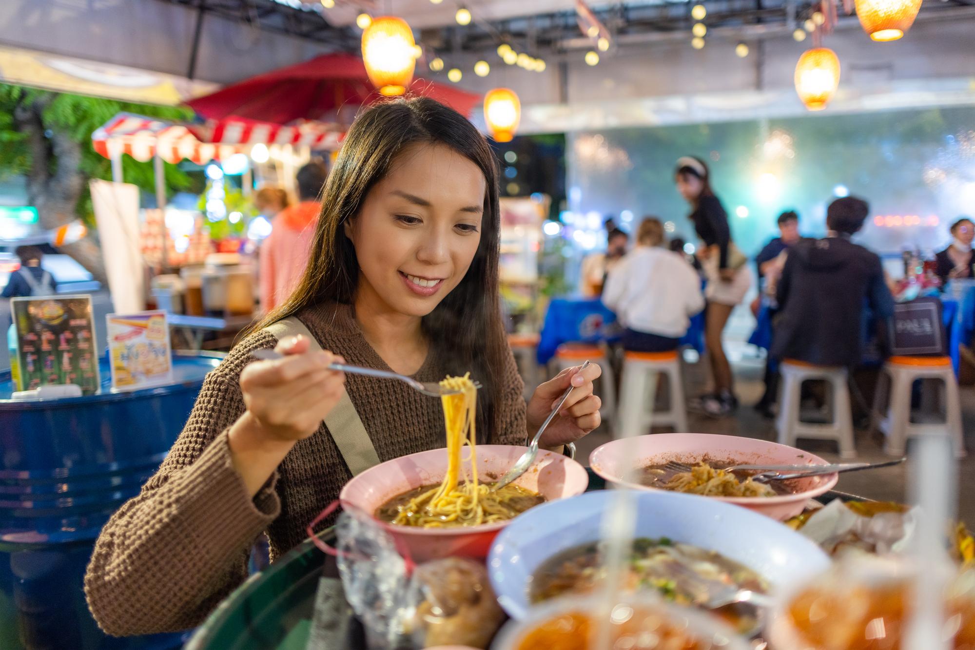 當鴨血豆腐遇上酸種麵包——高雄500碗市集裡,那些讓人想起家鄉的味道