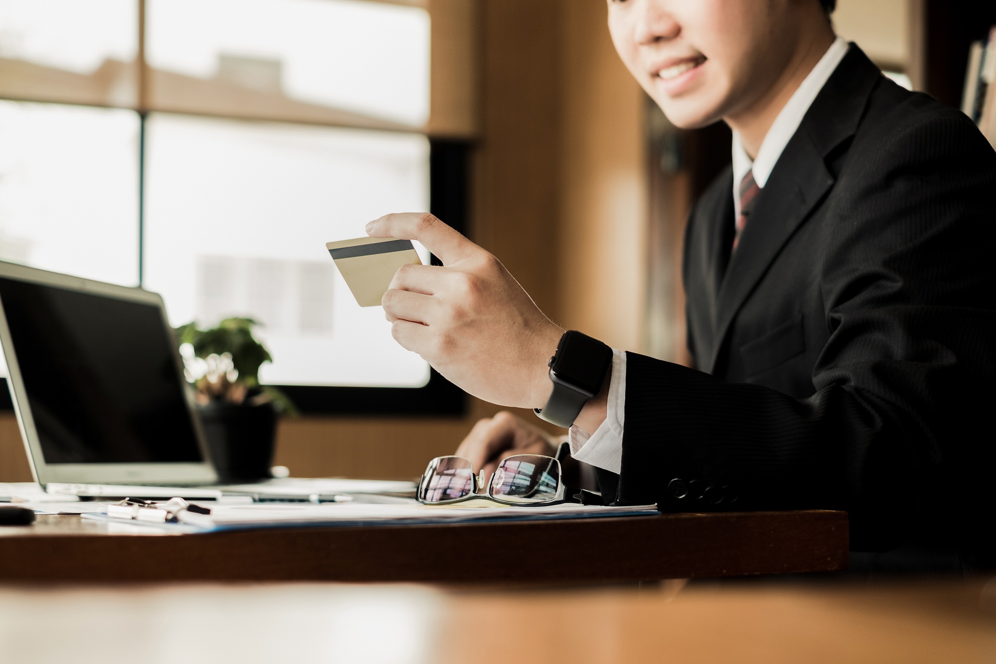 玉山銀行限額新制上路：久未往來帳戶每日提款、轉帳各限2萬元，3招自保避免受影響