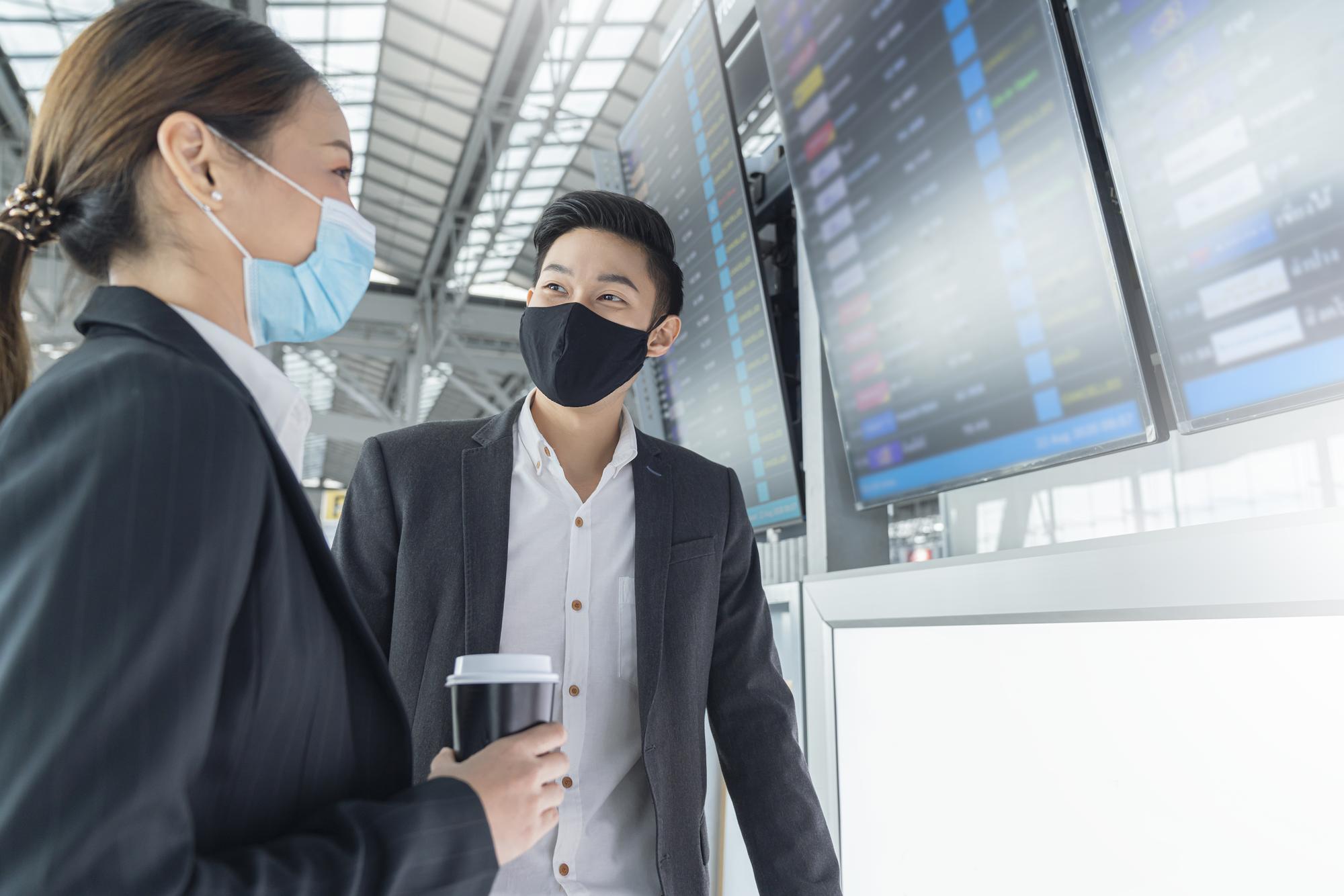 證交所董座飛倫敦找錢，網友酸爆：外資快破五成，台股到底誰的？