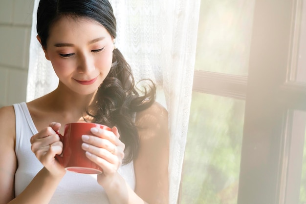 吼！早上喝咖啡真的沒錯啦！最新研究告訴你為什麼（各位咖啡族看過來）
