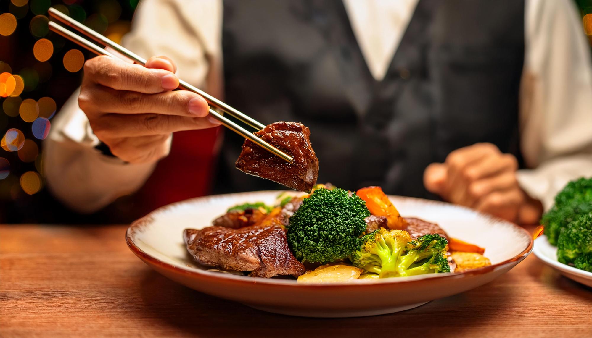 一碗滷肉飯的野心:五燈獎45年老味道如何走進台北101,飛向國際餐桌