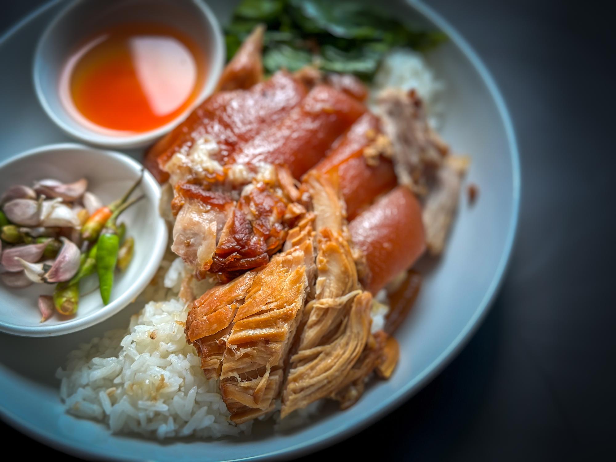 220元的燒鵝腿飯,買的不只是肉——家鴻燒鵝漲價背後,是回不去的庶民日常 — 相關圖片3