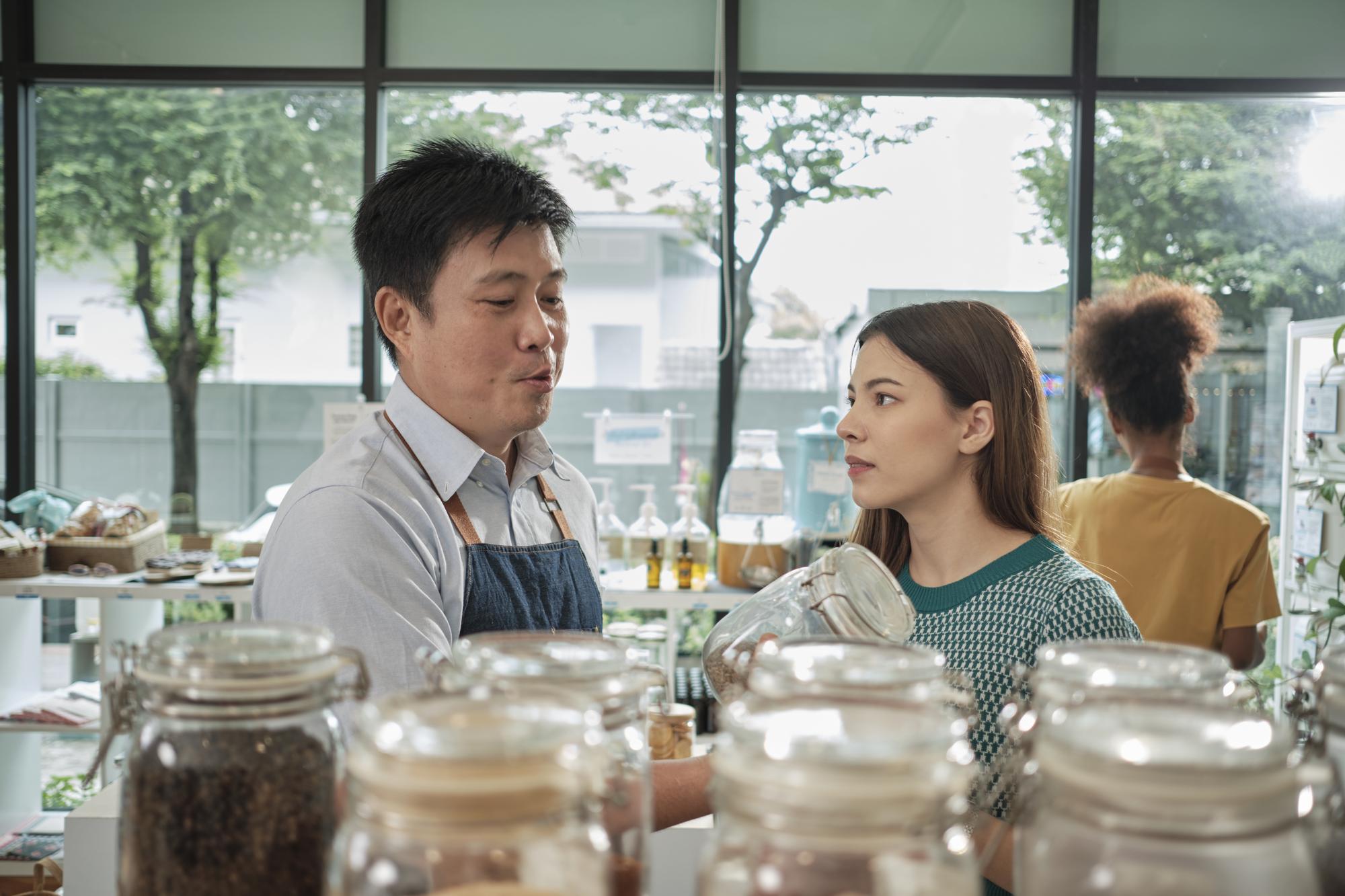 台中餐飲戰國：流量之外，誰真正守住了利潤與人心？