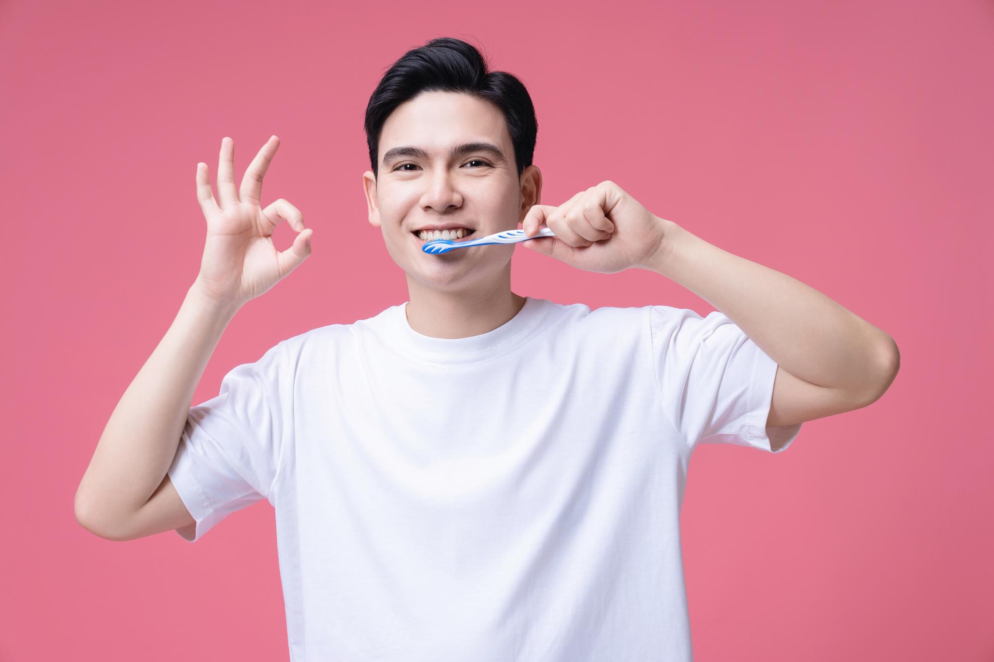 刷牙這件事，你真的做對了嗎？藥師牙醫聯手破解三大迷思