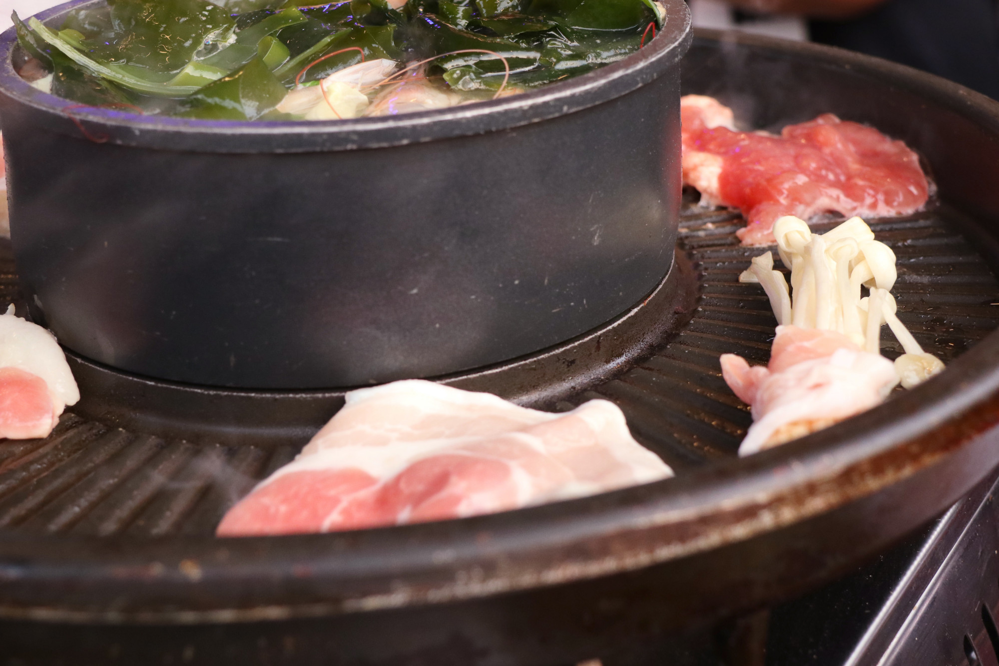 298元吃到飽的火鍋店,為什麼滷肉飯比主鍋更搶手? — 相關圖片2