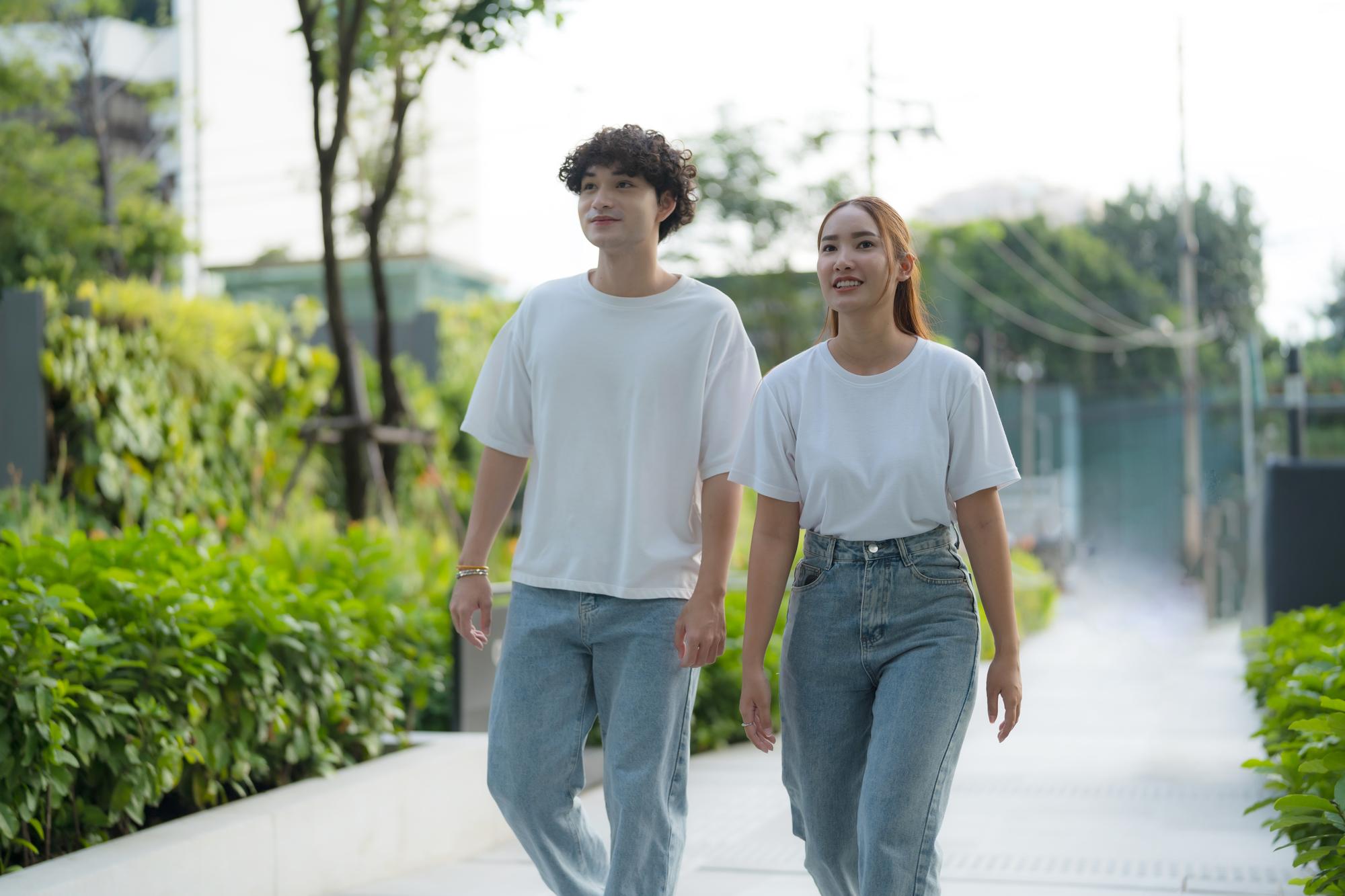 YOASOBI × UNIQLO UT 再戰 2026：一件 T 恤如何成為最低成本的信仰宣言 — 相關圖片3