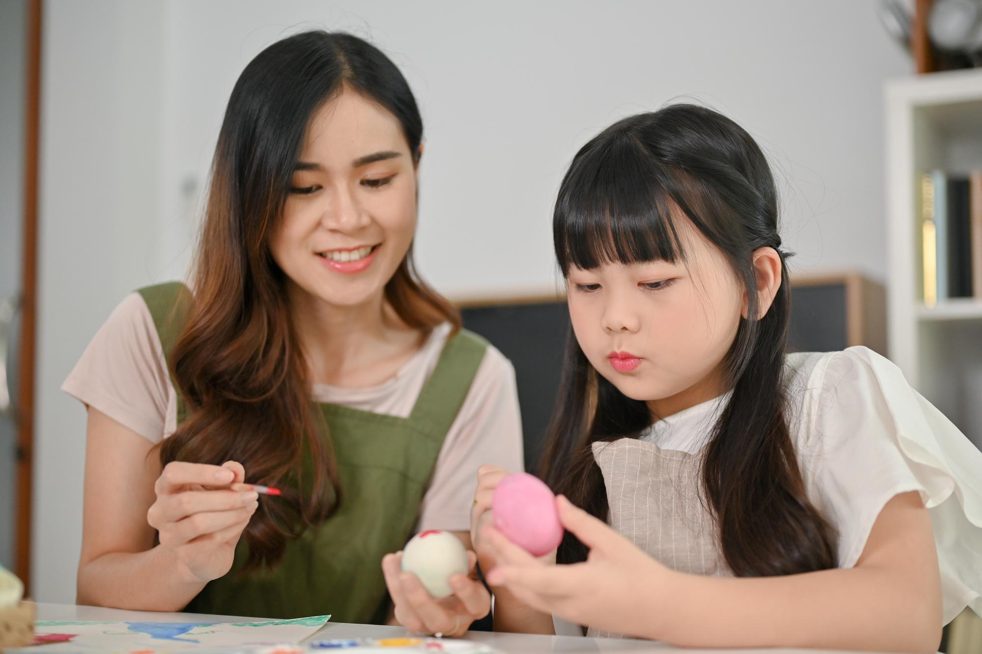 政府要給每個小孩月發五千,18歲那天能領回36萬——但官員最怕的是你拿去課金 — 相關圖片3