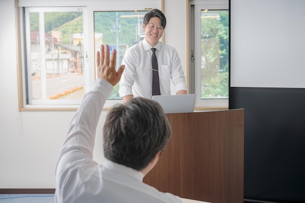 吼！長照人員虐待詐騙？衛福部這次動真格啦，7月起永久退場不囉嗦！