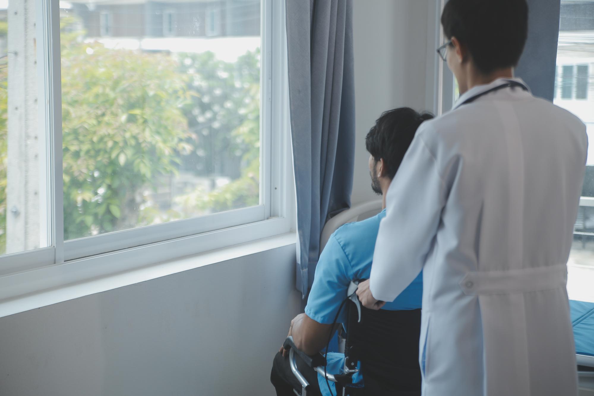 中風後別只會躺著！台灣復健病房返家率91.9%，比日本還猛