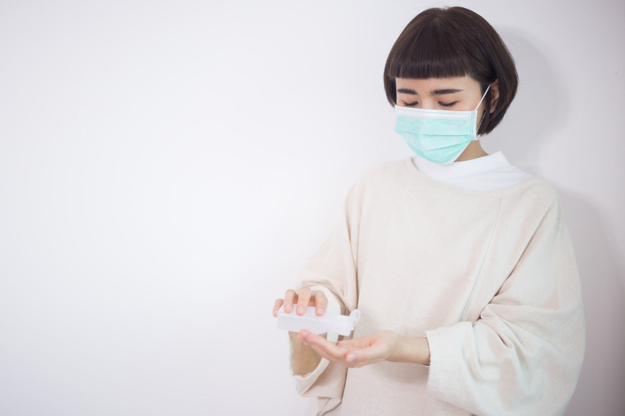 酒精對腸病毒沒用？醫師教你正確防護，別再噴心安的 — 相關圖片3