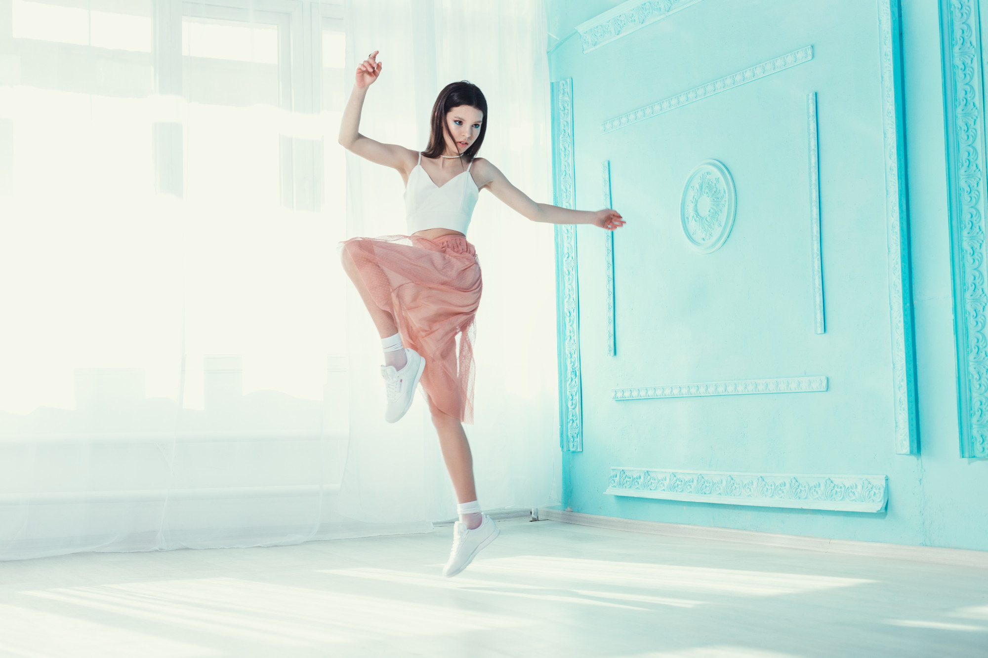 JENNIE 把 Superstar 改成方頭芭蕾鞋：這不是討好，是一場關於力量的翻譯