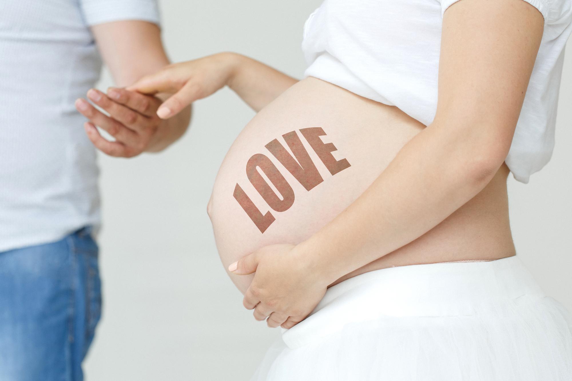 婦產科讓座之亂：當「先來後到」遇上孕婦站立的生理真相 — 相關圖片2