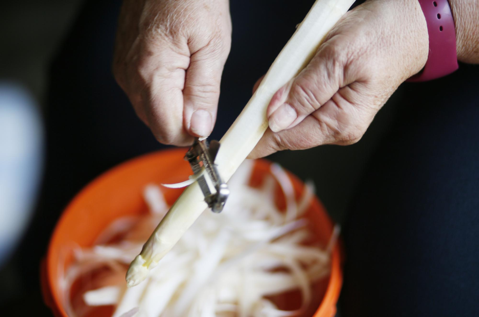 73歲阿江老闆中秋後熄燈:台南鱔魚意麵傳奇,那股鑊氣要成追憶了 — 相關圖片3